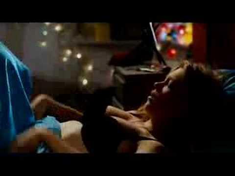 Леа Сейду Пытается Получить Оргазм – Девочки Сверху - Французский Поцелуй 2006