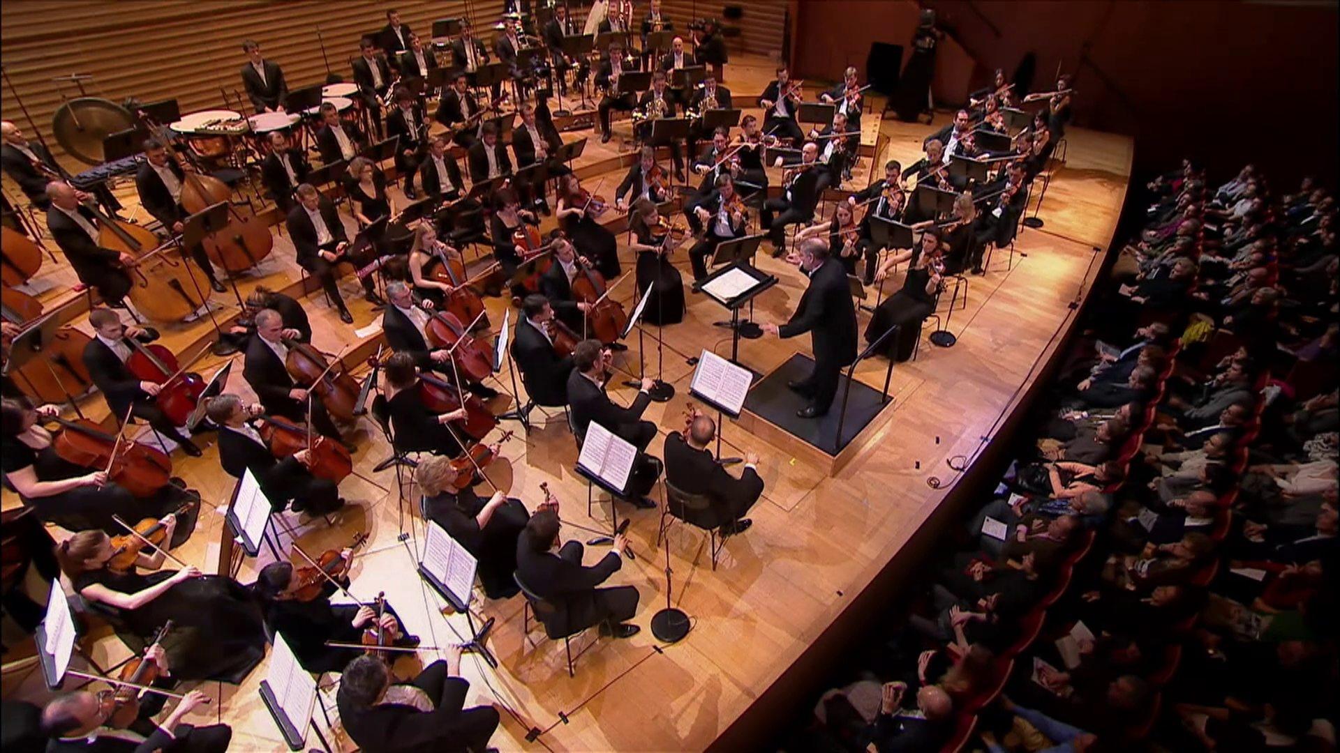 Концертный зал Плейель в Париже. Shostakovich Gergiev 4. Внутренний концертного зала Плейель в Париже фото. Карери симфония.